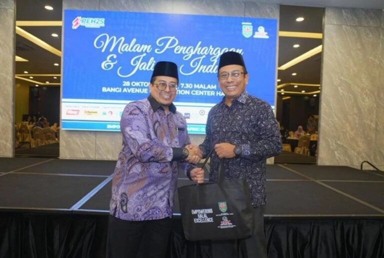 Kolej UNITI Komited Perkasa Eksekutif Halal Malaysia, Raih Pengiktirafan JAKIM