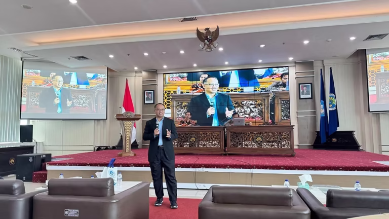 UMS Cipta Inovasi Pengasingan Kolagen Halal Secara Pantas Guna Enzim Papain dan Teknologi Ultrafiltrasi