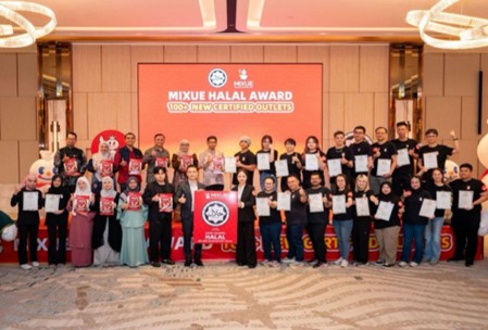 Lebih 100 Cawangan MIXUE Malaysia Terima Pensijilan Halal JAKIM