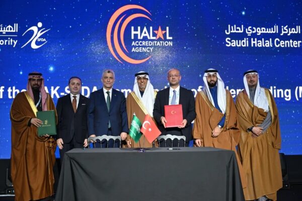 Türkiye dan Arab Saudi Tingkatkan Kerjasama di World Halal Summit 2025